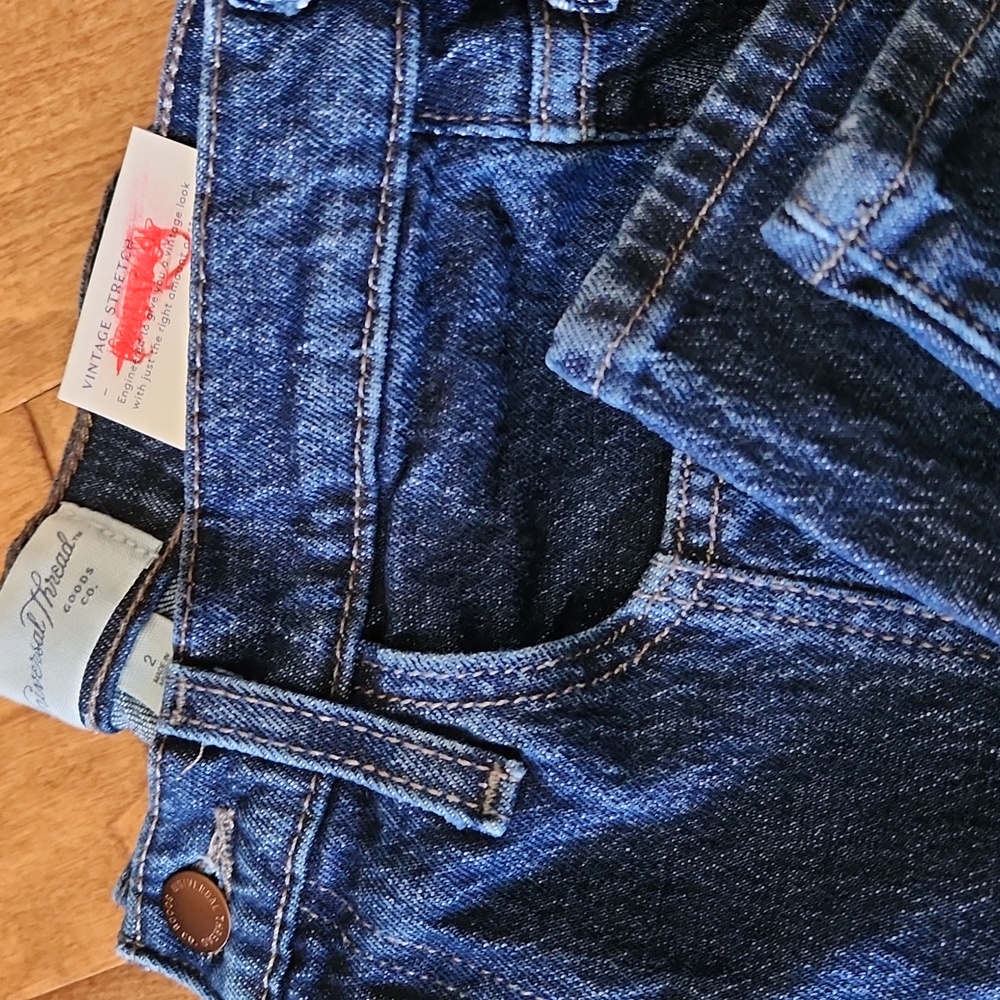 Universal Thread NWT vintage straight denim jeans size 2